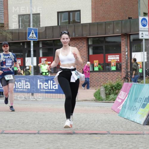 10.05.2026 - 8. Wedeler Halbmarathon Yannick Fuchs http://msf.ph/oto/9733249 10.05.2026 12:28:55 Ziel 110, 576 meine-sportfotos.de