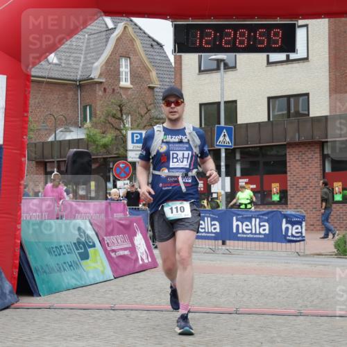 10.05.2026 - 8. Wedeler Halbmarathon Yannick Fuchs http://msf.ph/oto/9733262 10.05.2026 12:28:57 Ziel 110, 576 meine-sportfotos.de