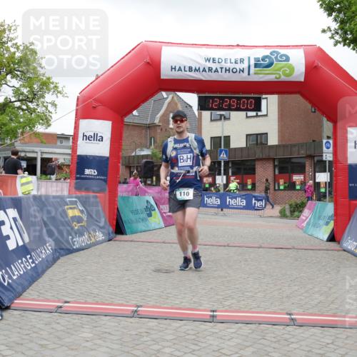 10.05.2026 - 8. Wedeler Halbmarathon Yannick Fuchs http://msf.ph/oto/9733268 10.05.2026 12:28:58 Ziel 110, 576 meine-sportfotos.de