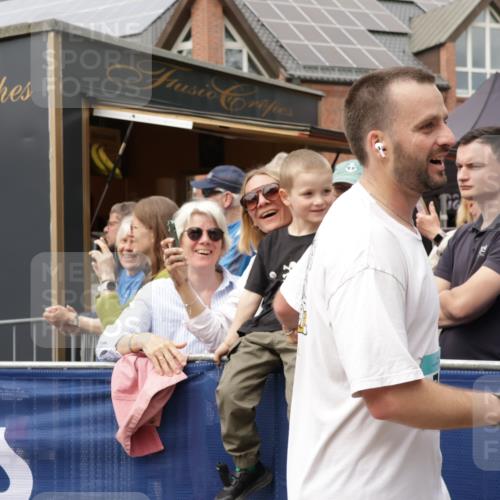10.05.2026 - 8. Wedeler Halbmarathon Yannick Fuchs http://msf.ph/oto/9733278 10.05.2026 11:48:55 Ziel 743, 1017 meine-sportfotos.de