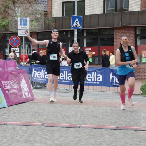 10.05.2026 - 8. Wedeler Halbmarathon Yannick Fuchs http://msf.ph/oto/9733288 10.05.2026 12:29:11 Ziel 120, 194, 492 meine-sportfotos.de