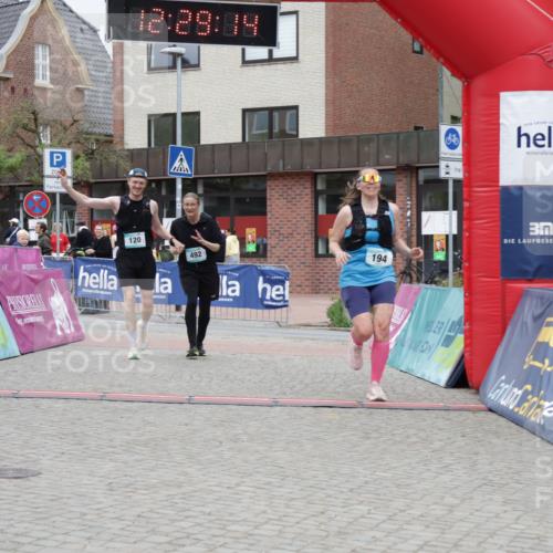 10.05.2026 - 8. Wedeler Halbmarathon Yannick Fuchs http://msf.ph/oto/9733295 10.05.2026 12:29:12 Ziel 120, 194, 492 meine-sportfotos.de