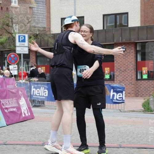 10.05.2026 - 8. Wedeler Halbmarathon Yannick Fuchs http://msf.ph/oto/9733322 10.05.2026 12:29:16 Ziel 120, 194, 492 meine-sportfotos.de