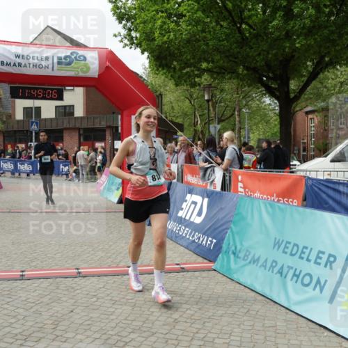 10.05.2026 - 8. Wedeler Halbmarathon Yannick Fuchs http://msf.ph/oto/9733329 10.05.2026 11:49:04 Ziel 12, 666, 811, 1017, 2002, 2004, 2078 meine-sportfotos.de