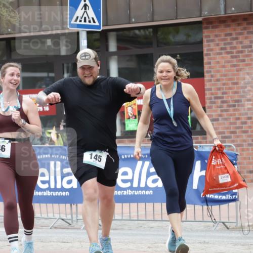 10.05.2026 - 8. Wedeler Halbmarathon Yannick Fuchs http://msf.ph/oto/9733379 10.05.2026 12:29:29 Ziel 145 meine-sportfotos.de