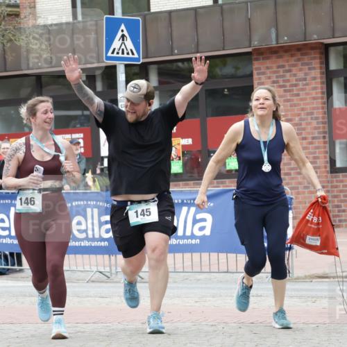 10.05.2026 - 8. Wedeler Halbmarathon Yannick Fuchs http://msf.ph/oto/9733384 10.05.2026 12:29:30 Ziel 145 meine-sportfotos.de
