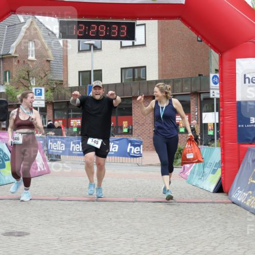 10.05.2026 - 8. Wedeler Halbmarathon Yannick Fuchs http://msf.ph/oto/9733407 10.05.2026 12:29:31 Ziel 145 meine-sportfotos.de