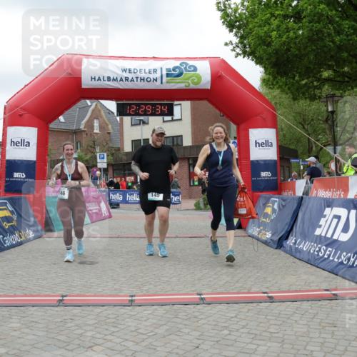 10.05.2026 - 8. Wedeler Halbmarathon Yannick Fuchs http://msf.ph/oto/9733421 10.05.2026 12:29:32 Ziel 145 meine-sportfotos.de