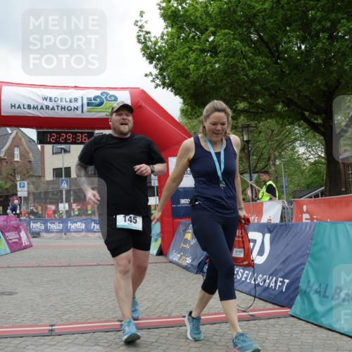 10.05.2026 - 8. Wedeler Halbmarathon Yannick Fuchs http://msf.ph/oto/9733439 10.05.2026 12:29:34 Ziel 145 meine-sportfotos.de