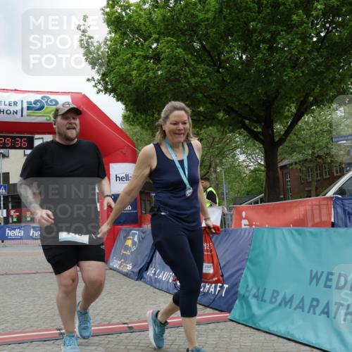 10.05.2026 - 8. Wedeler Halbmarathon Yannick Fuchs http://msf.ph/oto/9733441 10.05.2026 12:29:34 Ziel 145 meine-sportfotos.de