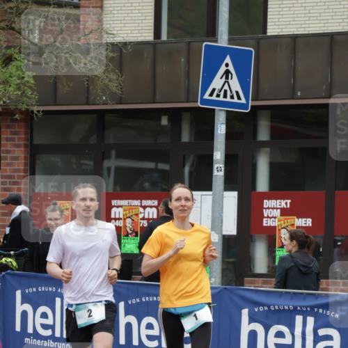 10.05.2026 - 8. Wedeler Halbmarathon Yannick Fuchs http://msf.ph/oto/9733471 10.05.2026 12:30:26 Ziel 1, 2 meine-sportfotos.de