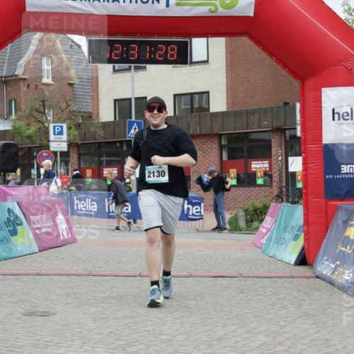 10.05.2026 - 8. Wedeler Halbmarathon Yannick Fuchs http://msf.ph/oto/9733527 10.05.2026 12:31:27 Ziel 2130 meine-sportfotos.de