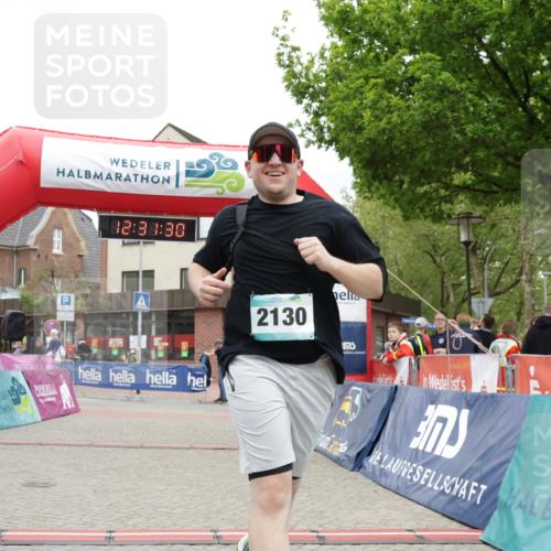 10.05.2026 - 8. Wedeler Halbmarathon Yannick Fuchs http://msf.ph/oto/9733540 10.05.2026 12:31:28 Ziel 2130 meine-sportfotos.de