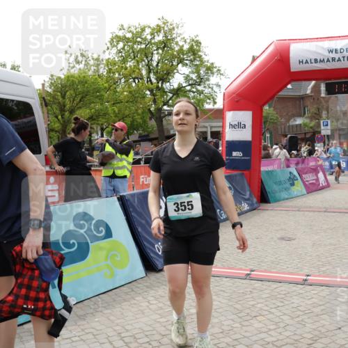 10.05.2026 - 8. Wedeler Halbmarathon Yannick Fuchs http://msf.ph/oto/9733561 10.05.2026 11:49:47 Ziel 355, 480, 736 meine-sportfotos.de
