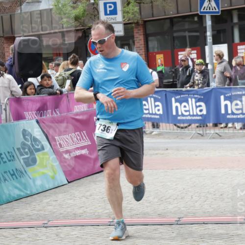 10.05.2026 - 8. Wedeler Halbmarathon Yannick Fuchs http://msf.ph/oto/9733577 10.05.2026 11:49:50 Ziel 355, 736 meine-sportfotos.de