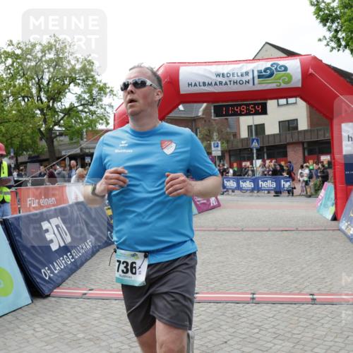 10.05.2026 - 8. Wedeler Halbmarathon Yannick Fuchs http://msf.ph/oto/9733600 10.05.2026 11:49:52 Ziel 736 meine-sportfotos.de