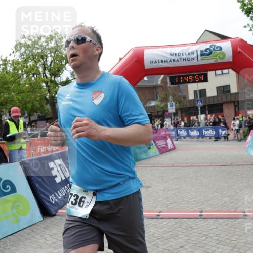 10.05.2026 - 8. Wedeler Halbmarathon Yannick Fuchs http://msf.ph/oto/9733602 10.05.2026 11:49:53 Ziel 736 meine-sportfotos.de