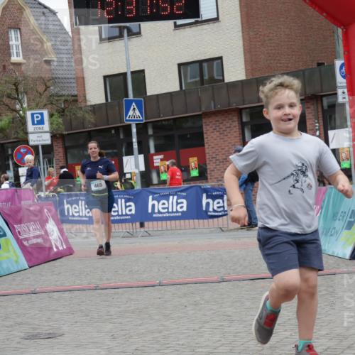 10.05.2026 - 8. Wedeler Halbmarathon Yannick Fuchs http://msf.ph/oto/9733603 10.05.2026 12:31:50 Ziel 465, 964 meine-sportfotos.de