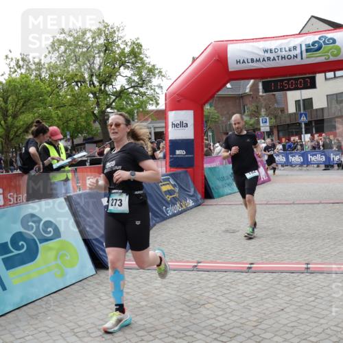 10.05.2026 - 8. Wedeler Halbmarathon Yannick Fuchs http://msf.ph/oto/9733668 10.05.2026 11:50:05 Ziel 182, 273, 965 meine-sportfotos.de