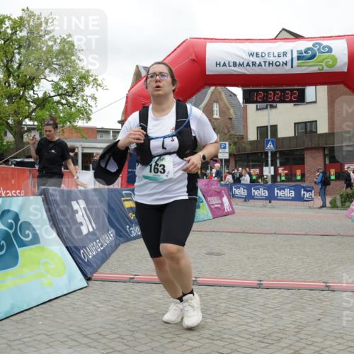 10.05.2026 - 8. Wedeler Halbmarathon Yannick Fuchs http://msf.ph/oto/9733676 10.05.2026 12:32:30 Ziel 163 meine-sportfotos.de