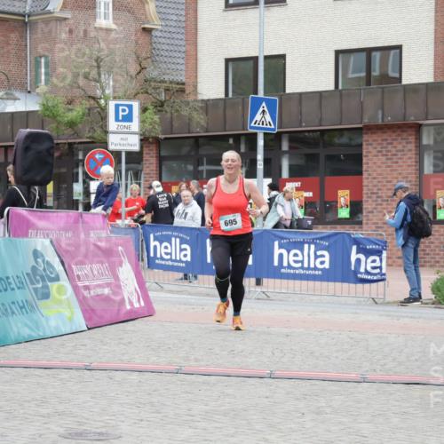 10.05.2026 - 8. Wedeler Halbmarathon Yannick Fuchs http://msf.ph/oto/9733681 10.05.2026 12:32:35 Ziel 695 meine-sportfotos.de