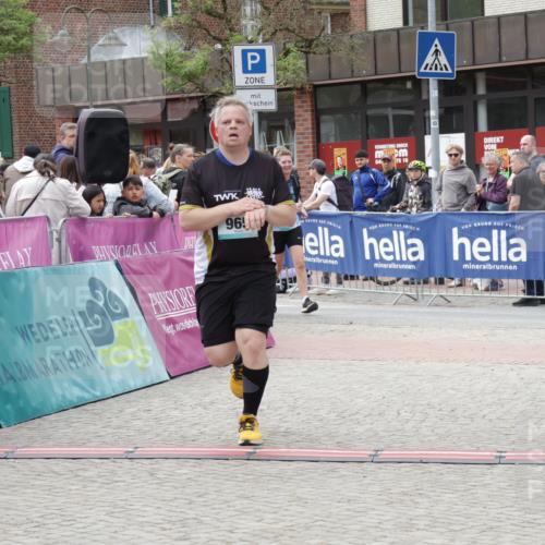 10.05.2026 - 8. Wedeler Halbmarathon Yannick Fuchs http://msf.ph/oto/9733686 10.05.2026 11:50:08 Ziel 182, 273, 965 meine-sportfotos.de