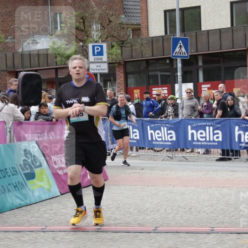 10.05.2026 - 8. Wedeler Halbmarathon Yannick Fuchs http://msf.ph/oto/9733688 10.05.2026 11:50:09 Ziel 182, 273, 664, 665, 965 meine-sportfotos.de