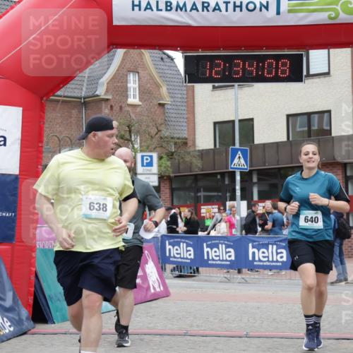 10.05.2026 - 8. Wedeler Halbmarathon Yannick Fuchs http://msf.ph/oto/9733740 10.05.2026 12:34:06 Ziel 638, 640 meine-sportfotos.de