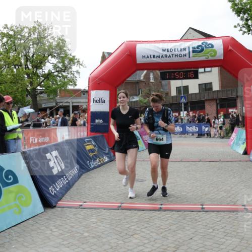 10.05.2026 - 8. Wedeler Halbmarathon Yannick Fuchs http://msf.ph/oto/9733745 10.05.2026 11:50:15 Ziel 130, 664, 665, 965 meine-sportfotos.de