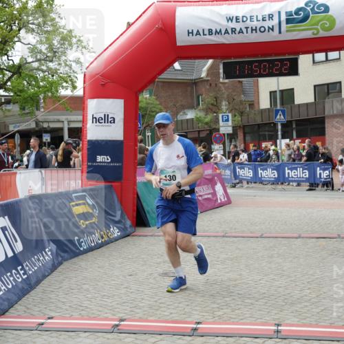 10.05.2026 - 8. Wedeler Halbmarathon Yannick Fuchs http://msf.ph/oto/9733783 10.05.2026 11:50:20 Ziel 130, 151 meine-sportfotos.de