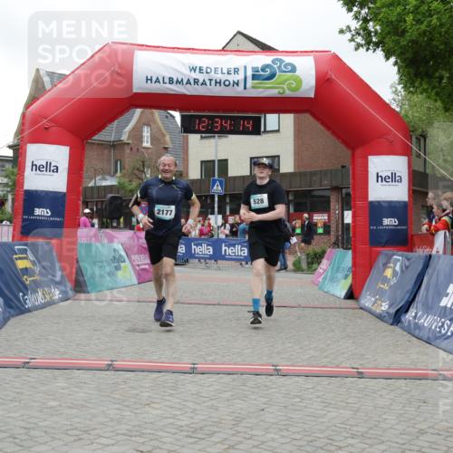 10.05.2026 - 8. Wedeler Halbmarathon Yannick Fuchs http://msf.ph/oto/9733788 10.05.2026 12:34:12 Ziel 528, 640, 2177 meine-sportfotos.de