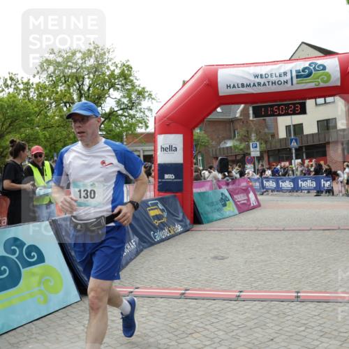 10.05.2026 - 8. Wedeler Halbmarathon Yannick Fuchs http://msf.ph/oto/9733794 10.05.2026 11:50:21 Ziel 130, 151 meine-sportfotos.de