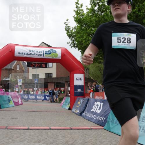 10.05.2026 - 8. Wedeler Halbmarathon Yannick Fuchs http://msf.ph/oto/9733803 10.05.2026 12:34:14 Ziel 528, 2177 meine-sportfotos.de