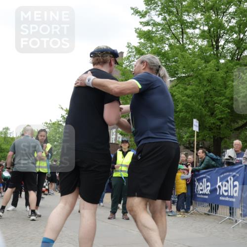 10.05.2026 - 8. Wedeler Halbmarathon Yannick Fuchs http://msf.ph/oto/9733813 10.05.2026 12:34:18 Ziel  meine-sportfotos.de