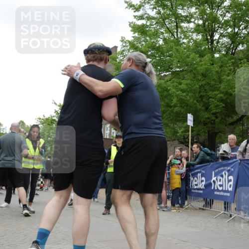 10.05.2026 - 8. Wedeler Halbmarathon Yannick Fuchs http://msf.ph/oto/9733814 10.05.2026 12:34:18 Ziel  meine-sportfotos.de