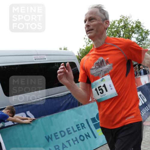 10.05.2026 - 8. Wedeler Halbmarathon Yannick Fuchs http://msf.ph/oto/9733822 10.05.2026 11:50:26 Ziel 151, 2037, 2179, 2207 meine-sportfotos.de