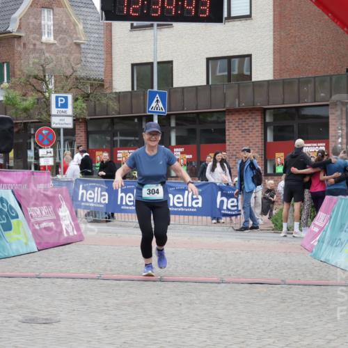 10.05.2026 - 8. Wedeler Halbmarathon Yannick Fuchs http://msf.ph/oto/9733836 10.05.2026 12:34:41 Ziel 304 meine-sportfotos.de