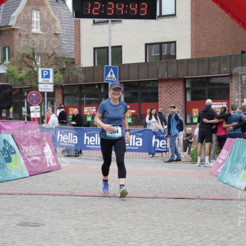 10.05.2026 - 8. Wedeler Halbmarathon Yannick Fuchs http://msf.ph/oto/9733837 10.05.2026 12:34:41 Ziel 304 meine-sportfotos.de