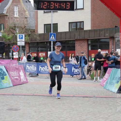 10.05.2026 - 8. Wedeler Halbmarathon Yannick Fuchs http://msf.ph/oto/9733839 10.05.2026 12:34:41 Ziel 304 meine-sportfotos.de