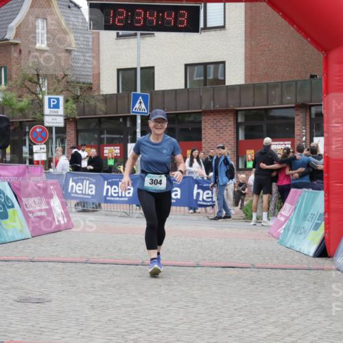 10.05.2026 - 8. Wedeler Halbmarathon Yannick Fuchs http://msf.ph/oto/9733841 10.05.2026 12:34:41 Ziel 304 meine-sportfotos.de