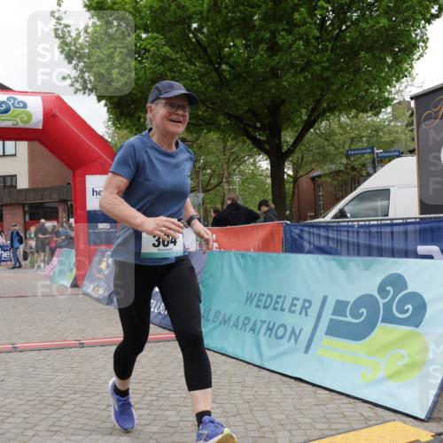 10.05.2026 - 8. Wedeler Halbmarathon Yannick Fuchs http://msf.ph/oto/9733856 10.05.2026 12:34:44 Ziel 304 meine-sportfotos.de