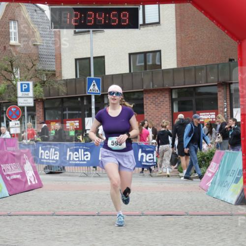10.05.2026 - 8. Wedeler Halbmarathon Yannick Fuchs http://msf.ph/oto/9733878 10.05.2026 12:34:57 Ziel 595 meine-sportfotos.de