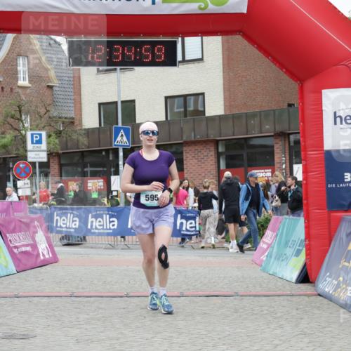 10.05.2026 - 8. Wedeler Halbmarathon Yannick Fuchs http://msf.ph/oto/9733879 10.05.2026 12:34:57 Ziel 595 meine-sportfotos.de