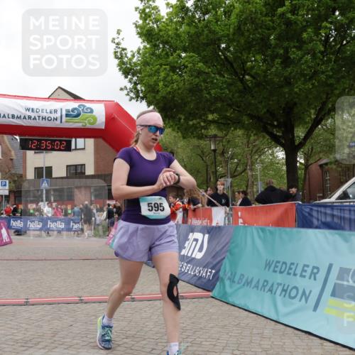 10.05.2026 - 8. Wedeler Halbmarathon Yannick Fuchs http://msf.ph/oto/9733887 10.05.2026 12:35:00 Ziel 595 meine-sportfotos.de