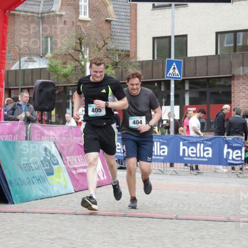 10.05.2026 - 8. Wedeler Halbmarathon Yannick Fuchs http://msf.ph/oto/9733908 10.05.2026 12:35:07 Ziel 404, 405 meine-sportfotos.de