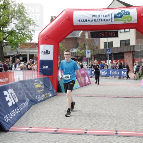 10.05.2026 - 8. Wedeler Halbmarathon Yannick Fuchs http://msf.ph/oto/9733919 10.05.2026 11:50:43 Ziel 36, 596, 604, 606 meine-sportfotos.de