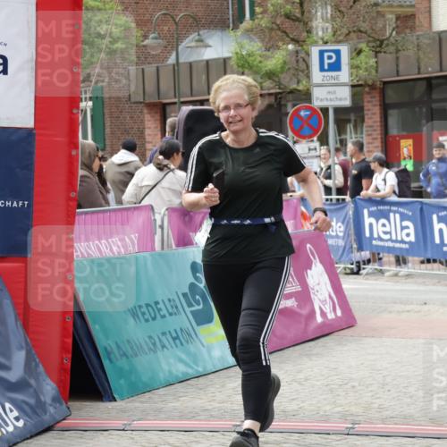 10.05.2026 - 8. Wedeler Halbmarathon Yannick Fuchs http://msf.ph/oto/9733923 10.05.2026 11:50:45 Ziel 36, 596, 606 meine-sportfotos.de