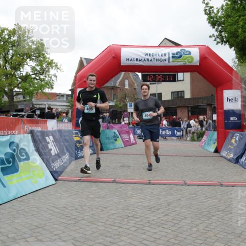 10.05.2026 - 8. Wedeler Halbmarathon Yannick Fuchs http://msf.ph/oto/9733924 10.05.2026 12:35:09 Ziel 404, 405 meine-sportfotos.de