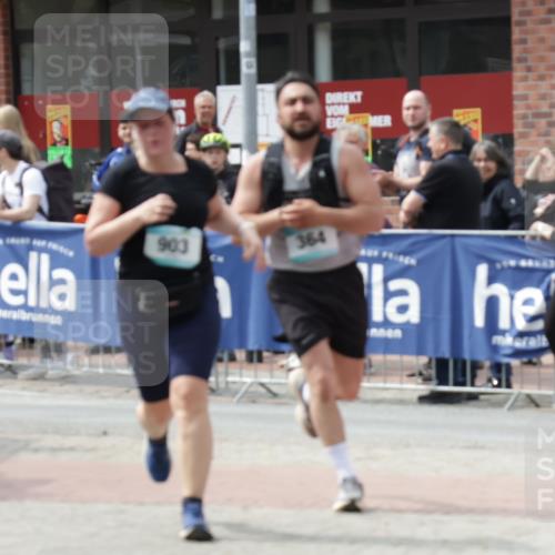 10.05.2026 - 8. Wedeler Halbmarathon Yannick Fuchs http://msf.ph/oto/9733945 10.05.2026 11:50:49 Ziel 36, 364, 903 meine-sportfotos.de