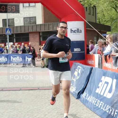 10.05.2026 - 8. Wedeler Halbmarathon Yannick Fuchs http://msf.ph/oto/9733995 10.05.2026 11:50:58 Ziel 94, 905 meine-sportfotos.de